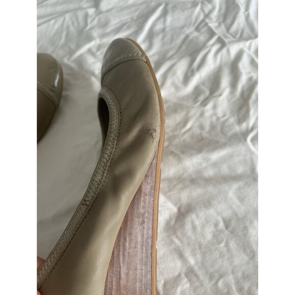 Cole Haan NikeAir Women's Milly Wedge Size 9 Hard To Find! Khaki/Light Green - Picture 2 of 4
